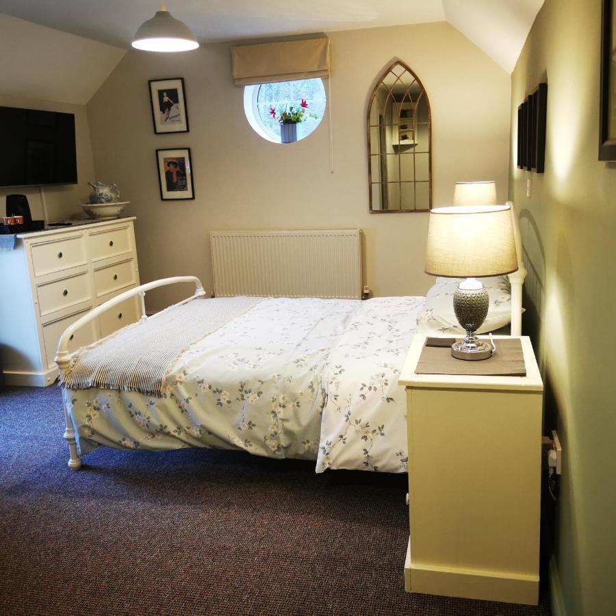 Rooms By The River At Glan Aber Cynwyd Exterior foto